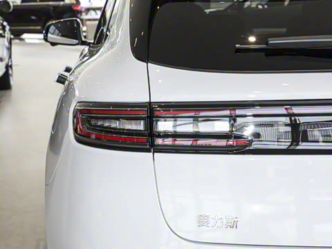 2025�� ���� Ultra ������