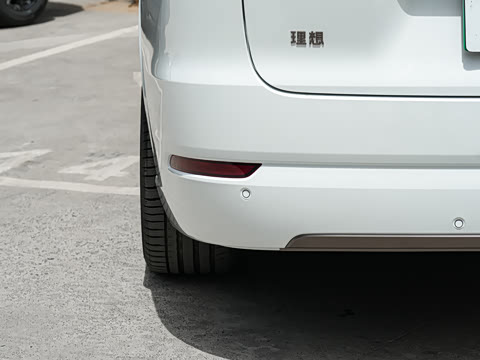 2025�� Ultra ���ܻ��°�