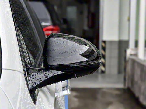 2025�� �Ŀ� E 260 �˶���