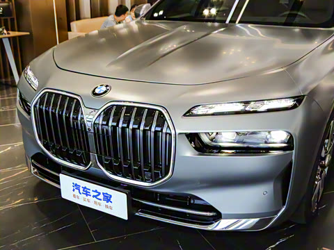 2023�� 740Li ������ ������װ