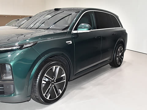 2025�� Pro ���ܻ��°�