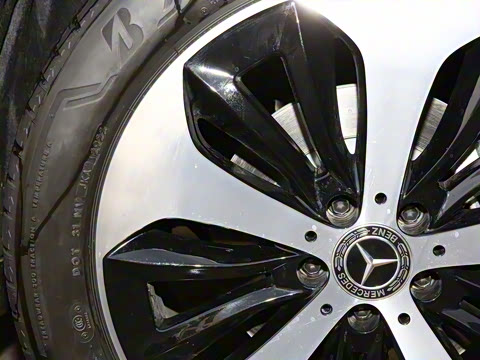 2023�� GLB 220 ʱ����