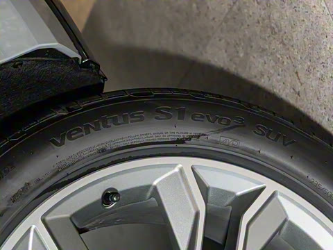 2025�� quattro 45�����ذ� 40TFSI ʱ�ж�����