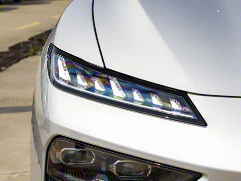 2025�� ���� 550ProѲ����