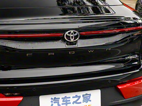 2023�� 2.4T SportCross HEV���������