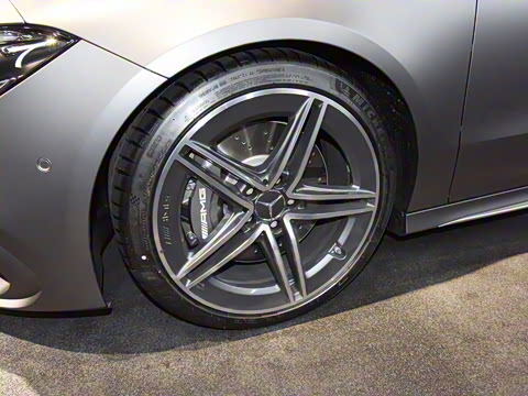 2022�� AMG CLA 45 4MATIC+