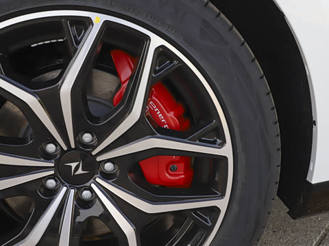 2025�� ���� 550Pro�캽��