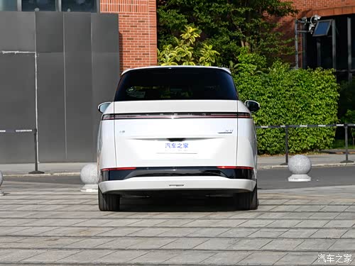 【小鹏x9 享三电终身质保 置换享1万减免_小鹏丨深圳龙城万科里优惠促