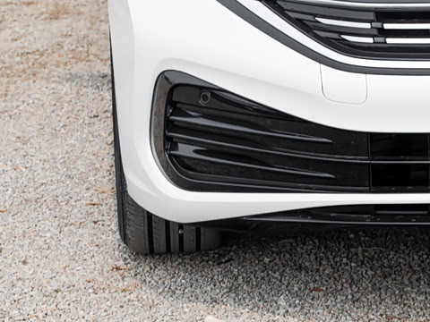 2025�� �Ŀ� 300TSI DSG��Խ��