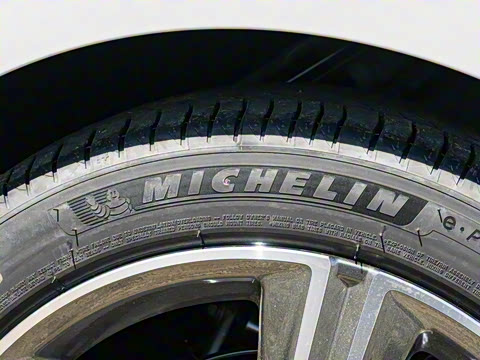 2025�� �˶�ϵ�� 260TURBO ����