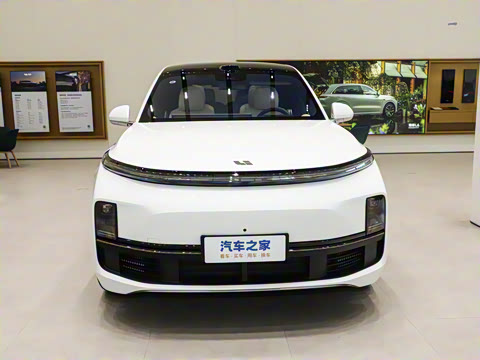 2025�� Ultra ���ܻ��°�