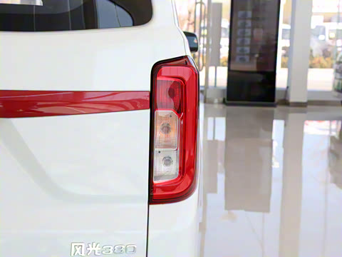 2025�� 1.5L �����Ϳͳ�(������)7��