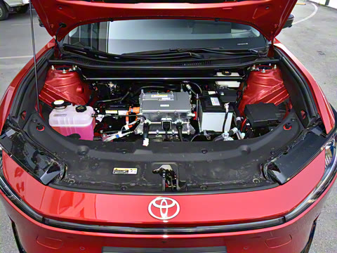 2025�� 550 PRO���а�