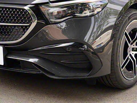 2025�� �Ŀ� E 300 ʱ�����˶���