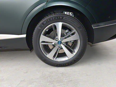 2021�� 2.5T ����������