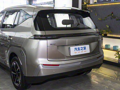 2025�� Plus 510 ������