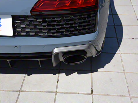 2022�� V10 Coupe performance