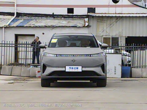 2025�� 636Ultra����� 5��