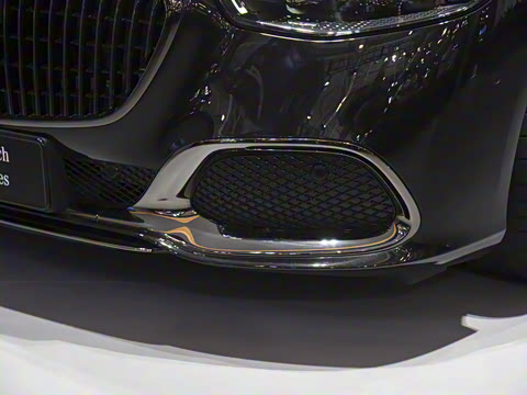 2025�� �Ŀ� S 680 4MATIC ��ҹ��