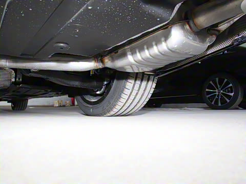 2022�� �Ŀ�� E 350 e L ���ʽ��϶����γ�