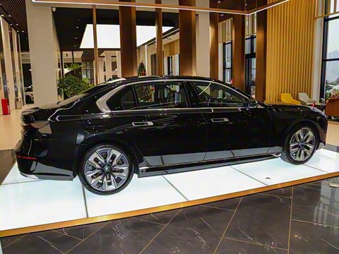 2023�� eDrive50L ����������װ