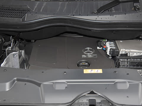 2024�� V 300 L ���������