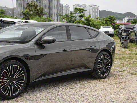 2025�� �Ŀ� Max���̰�