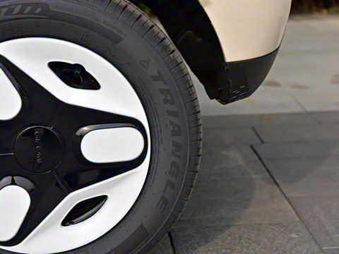 2025�� ��èmini 210km Ԫ����