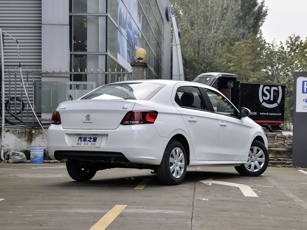 Peugeot 301 I Рестайлинг, Седан: фото поколения