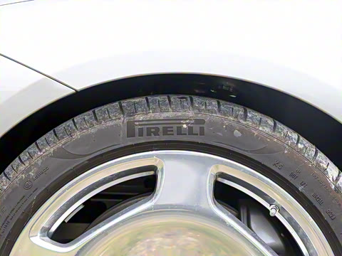 2025�� �Ŀ� S 680 4MATIC