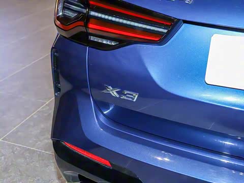 2023�� �Ŀ� xDrive30i ������ M��ҹ��װ