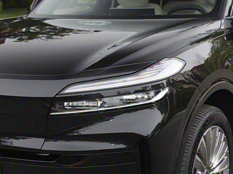 2025�� Ultra ������