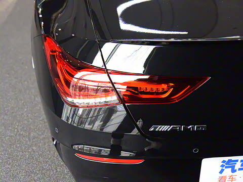 2022�� AMG CLA 45 4MATIC+