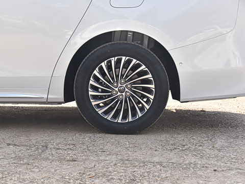 2025�� 2.0T ����������