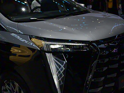 2025�� Ǭ��ϵ�� Ultra ͷ�Ȳ�