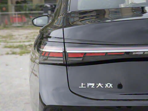 2025�� Pro 300TSI �ǿ���ҫ��