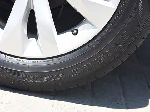 2018�� 1.5L �Զ���׼�� ��V