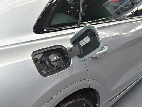 2023�� 55 TFSI ����������