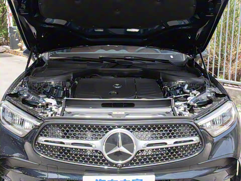 2025�� �Ŀ� GLC 260 L 4MATIC ������