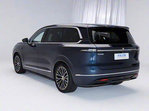 2025�� ����Ultra+ �߶���