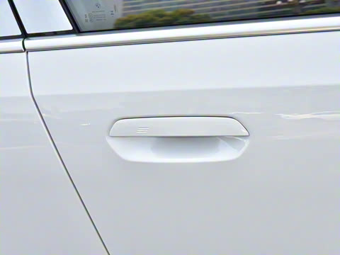 2025 xDrive 50L M˶װ