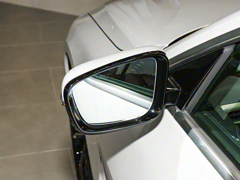 2024�� 425i M�˶���װ