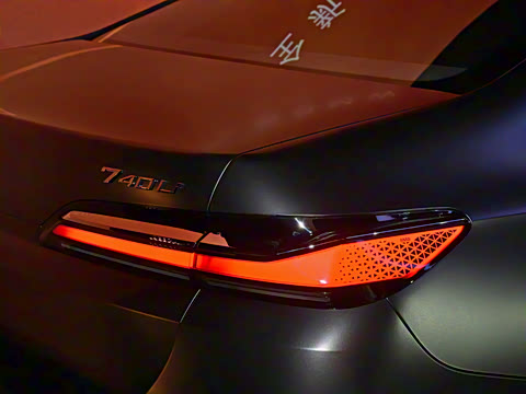 2023�� 740Li ������ M�˶���װ