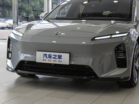 2025�� 75kWh Touring