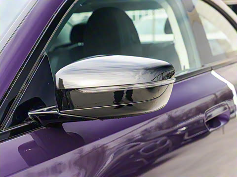 2025�� 225i M�˶���ҹ��װ