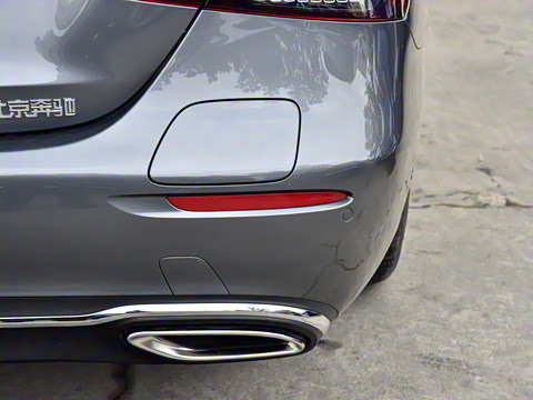 2021�� E 350 e L ���ʽ��϶����γ�