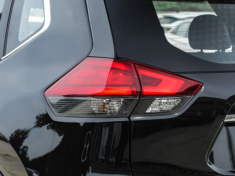 2025�� ���� 2.0L �������İ�