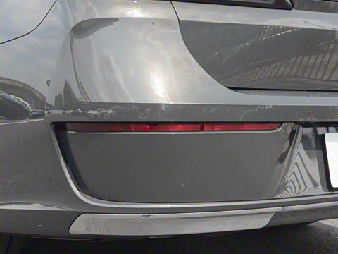 2023�� 735Li ������װ