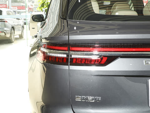 2025�� ������ 2.0TD �Զ��񳯰�