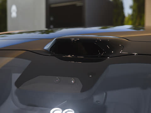 2025�� 75kWh Touring